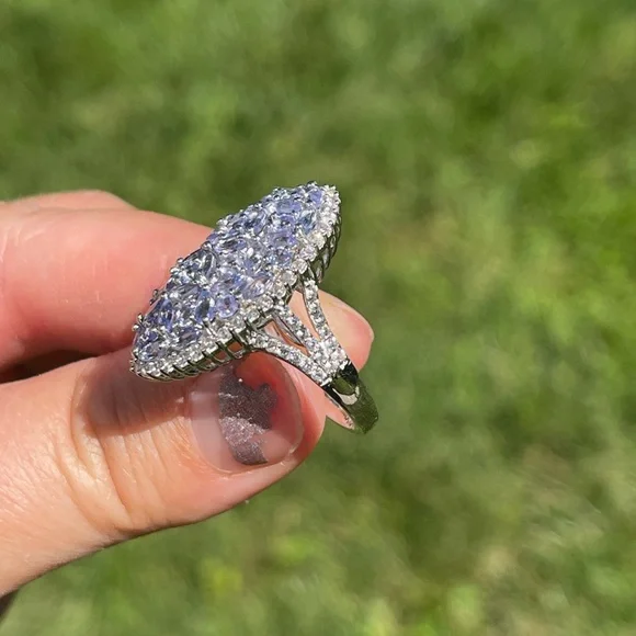 Tanzanite and white zircon floral ring - Picture 3 of 7